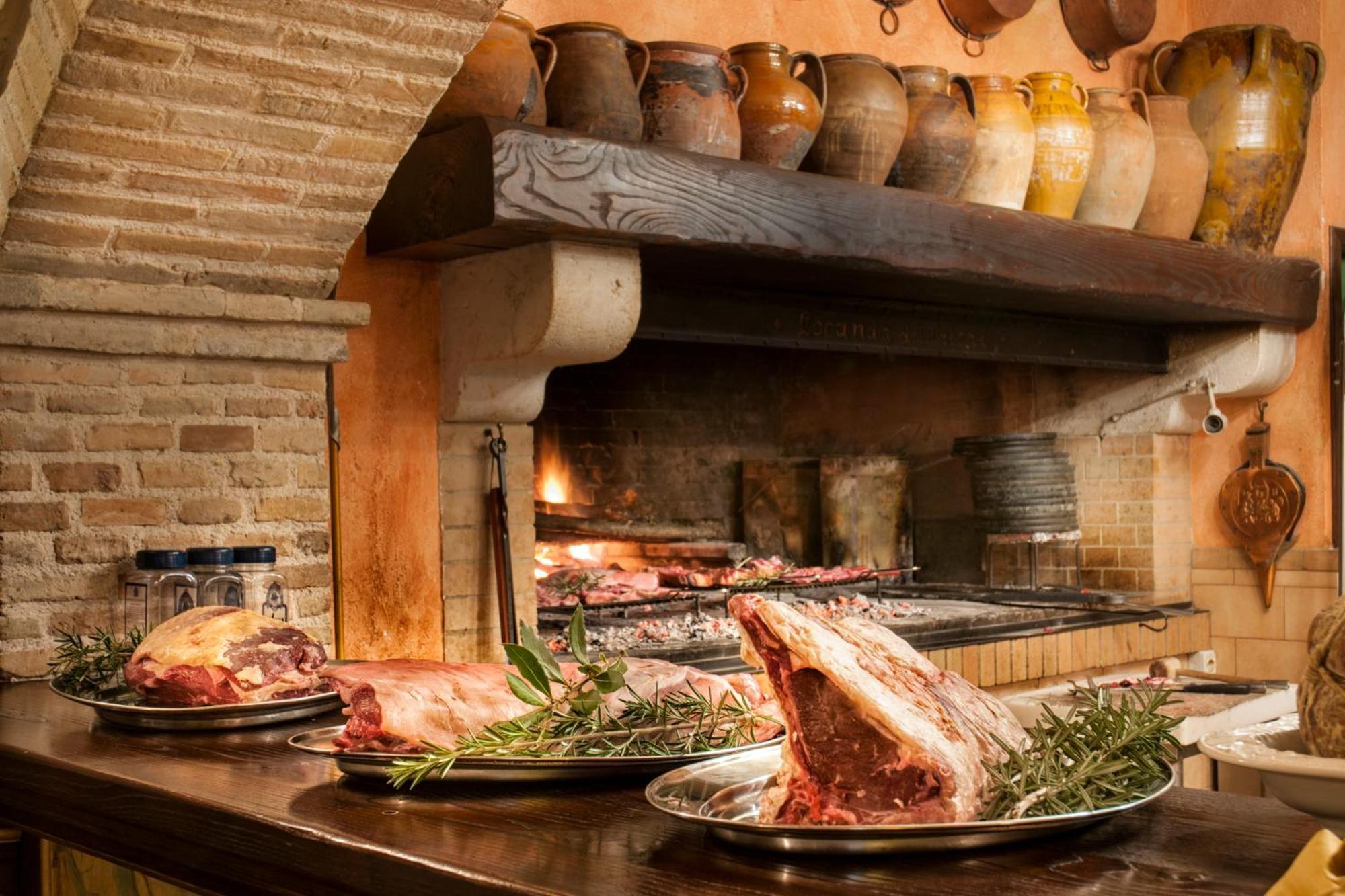 Le Gole Ristorante & Resort Celano Exterior foto