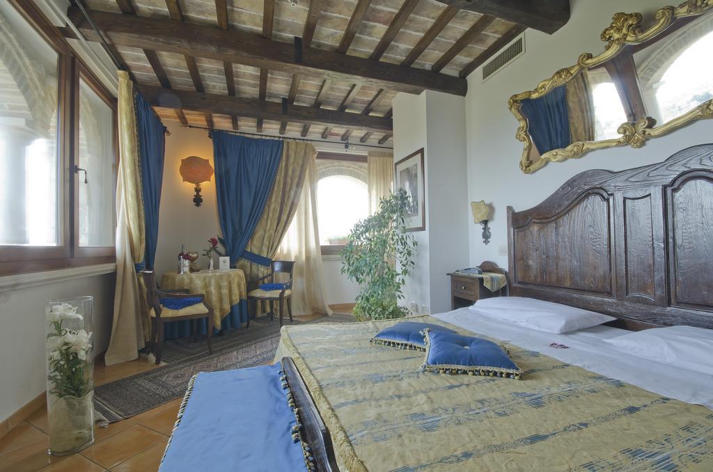 Le Gole Ristorante & Resort Celano Exterior foto